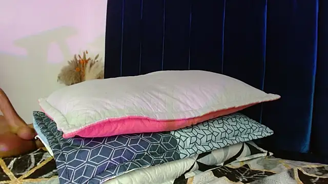 valeri_sotoo webcam