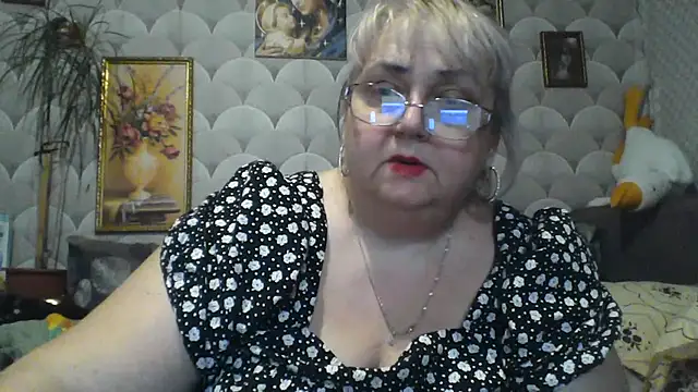 MarinaFarina53 webcam