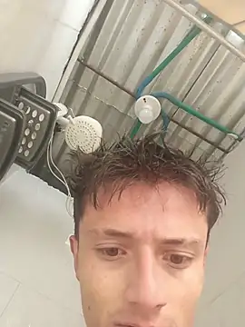 Davitfitnosuke webcam