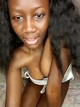 pookiezuu webcam