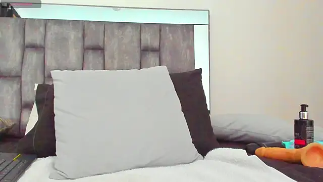 alyssia_ocean webcam