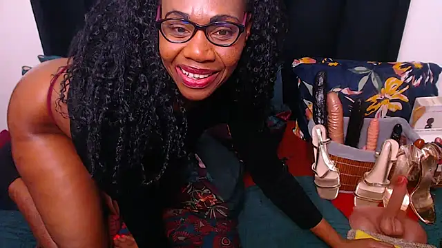 sexybootylicious webcam