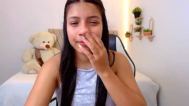 zara_cute webcam
