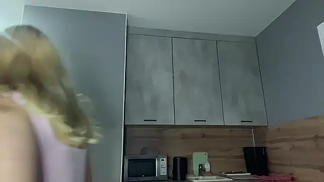 EvelynStars webcam