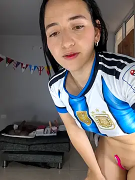 Naty_wet_17