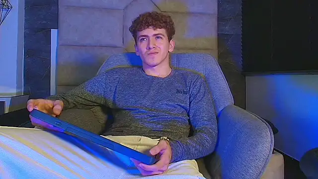 Tyler_Mcrey Live Web Cam Show