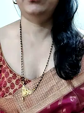 Yazhini-Cam webcam
