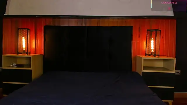 Cheys_Mast live sex cam