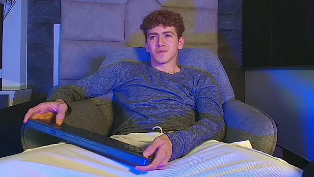 Tyler_Mcrey webcam