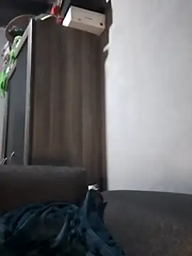 Sexy-queen99xx live cam on StripChat