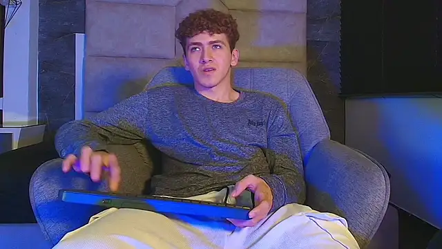 Tyler_Mcrey webcam