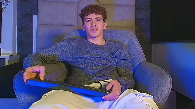 Tyler_Mcrey webcam