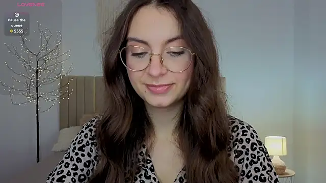 real_cutie1 - Real_cutie1's free webcam - UK Sex Cams