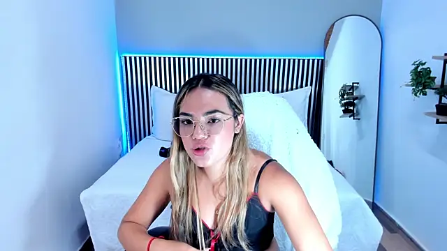 Stacey_white_