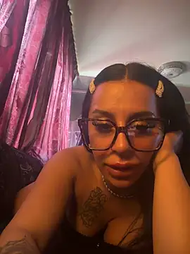 sweetxlayla webcam