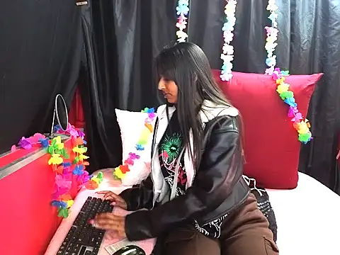 indiansexkitten23 webcam