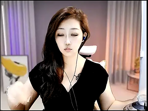 Mimi131499 webcam