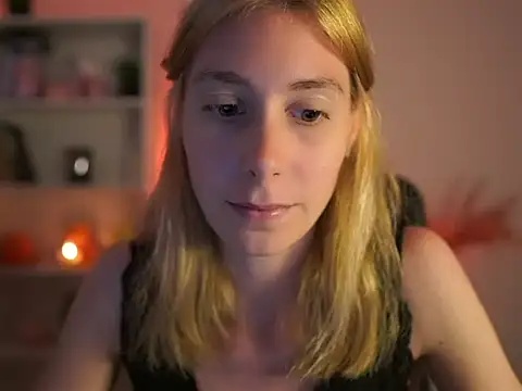 RachelMoore18 webcam