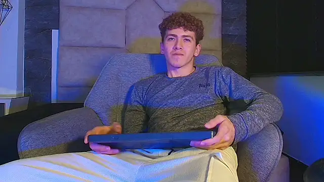Tyler_Mcrey webcam