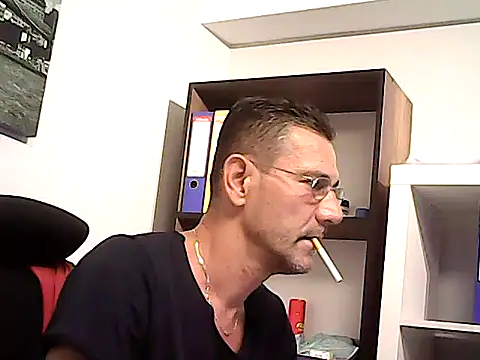 mastercharisma35 webcam