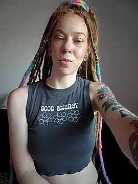 LucidLucy webcam