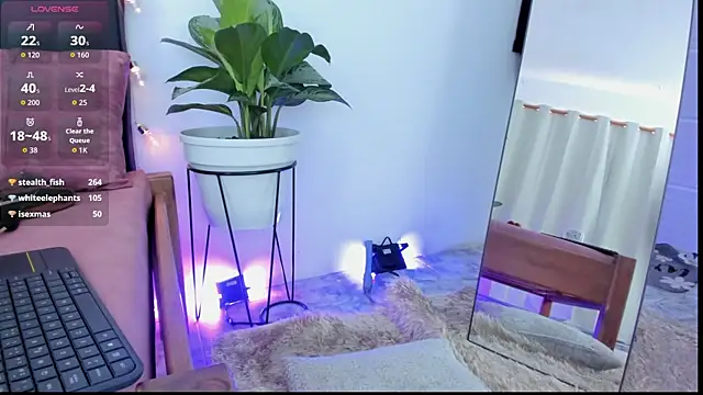 Pauline_Peach webcam