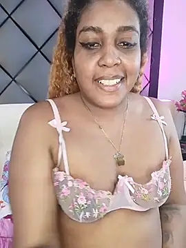 ELLA_KELLY webcam