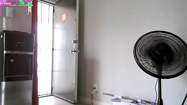 Queenanitadix webcam