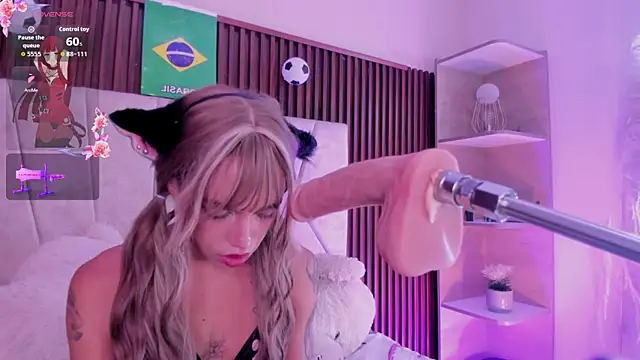 nikkita_dragon_ webcam