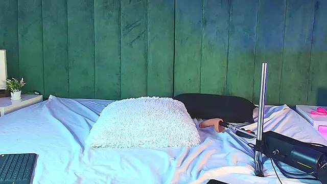 Alana_Petite_ webcam