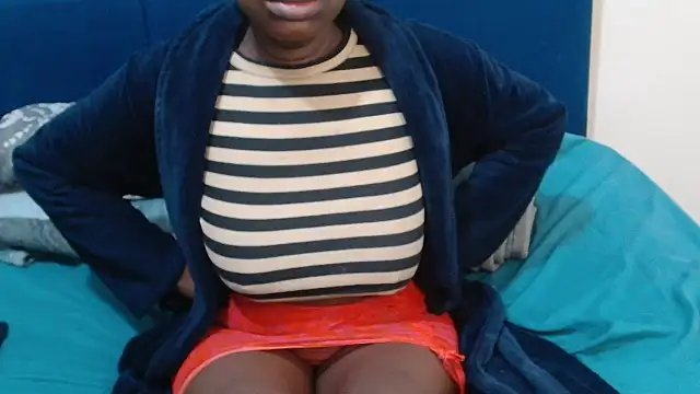 SoftButPsycho webcam