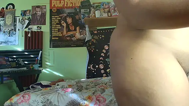 kendallas3 live cam on StripChat
