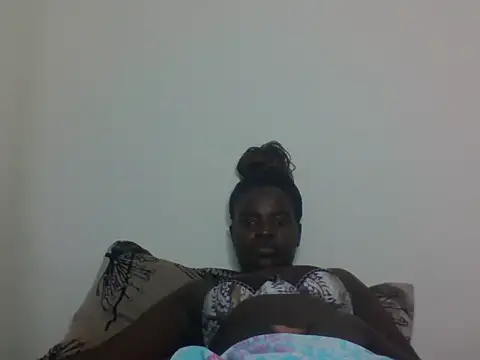 PrettyEve webcam