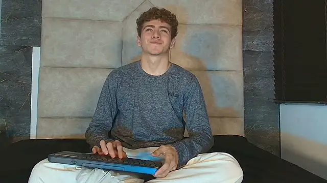 Tyler_Mcrey webcam