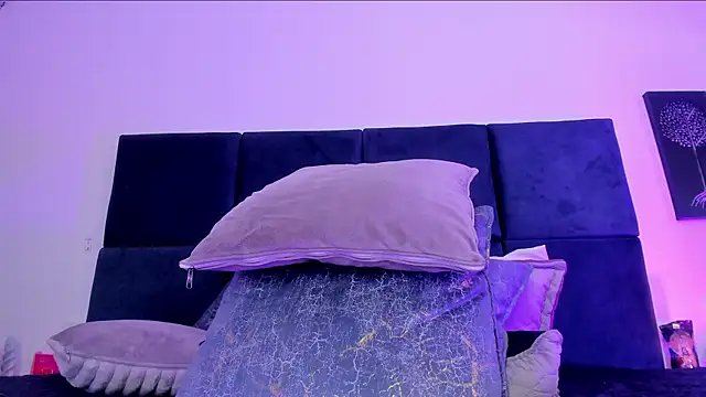 april_jones05 webcam