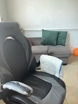 LeyaHoneybuns webcam