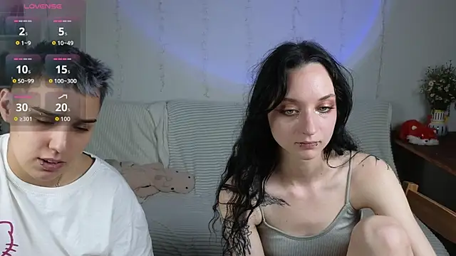 LuxuryLoverss webcam