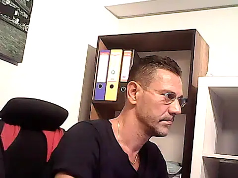 mastercharisma35 webcam