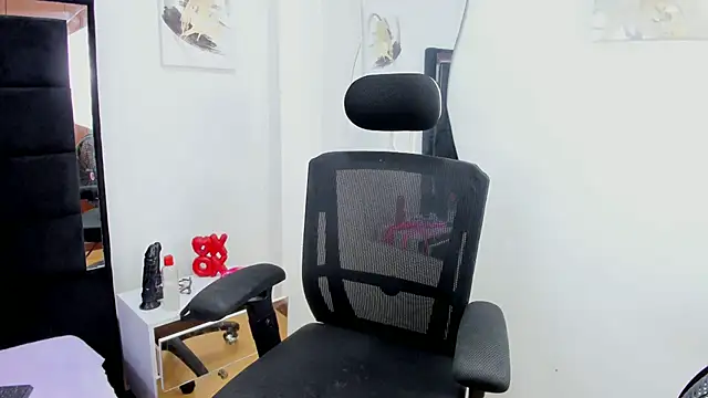 SweetVenomMilf webcam