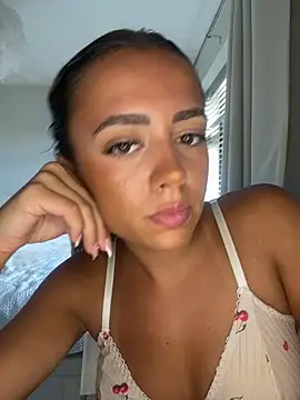 Harrietbronzex webcam