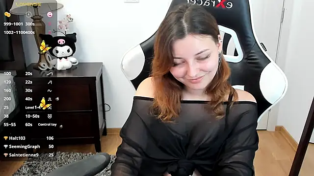 pretty_little_thing webcam
