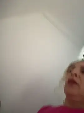 Hot-Milf4U webcam