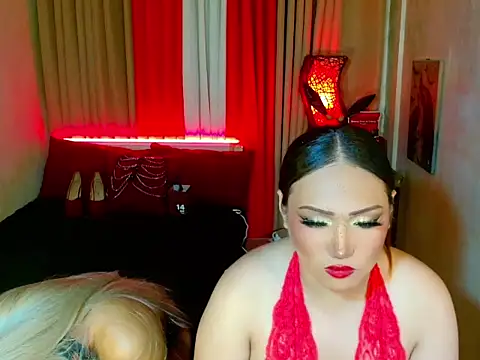 Phenomenal_Shemale webcam