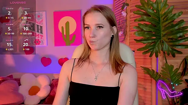 Megan_Rodgers webcam