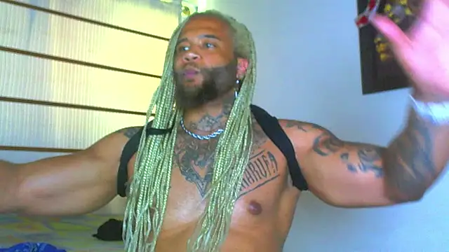 ragnar0825 webcam