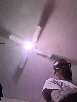 Cnutt310 webcam