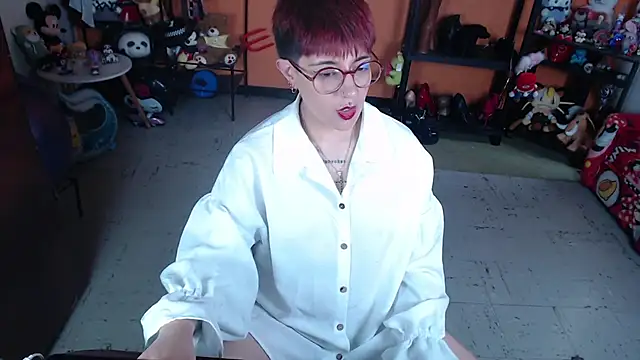 MissMiia2 webcam