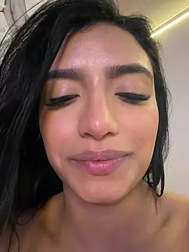 AlinaArgii webcam