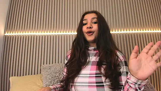 Victoria_Rosee webcam