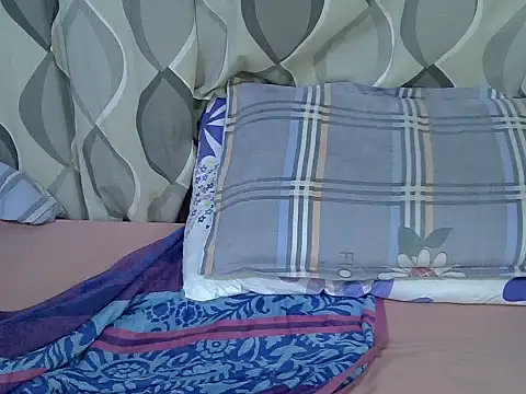 cute_gee5 webcam